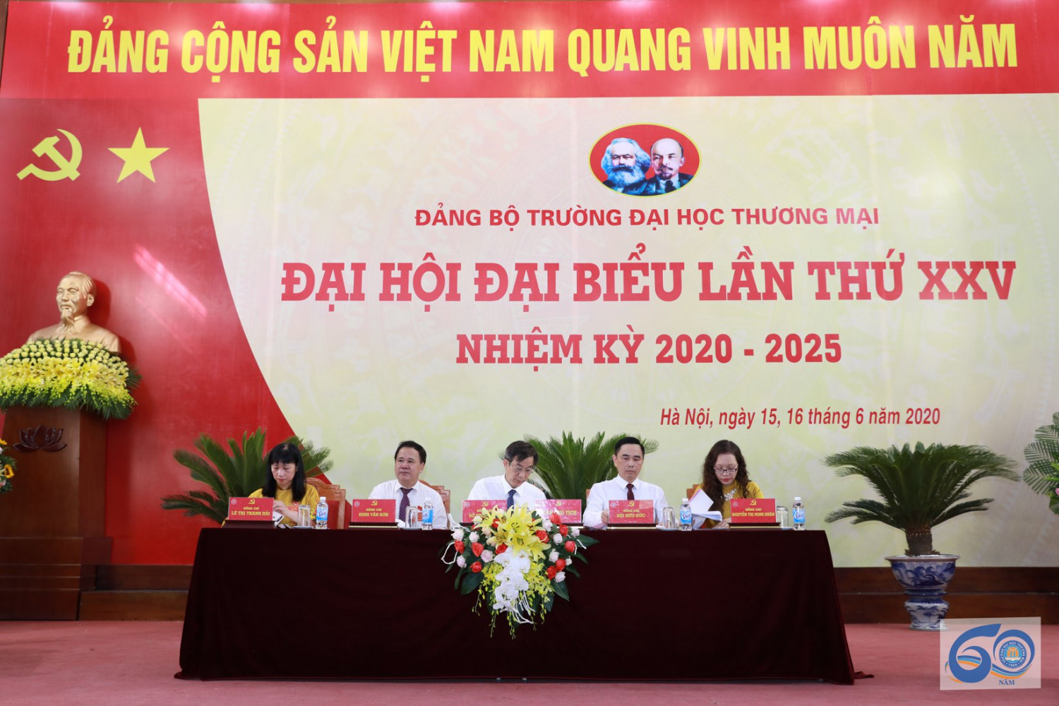 Đại hội đại biểu Đảng bộ Trường ĐHTM lần thứ XXV, nhiệm kỳ 2020 - 2025